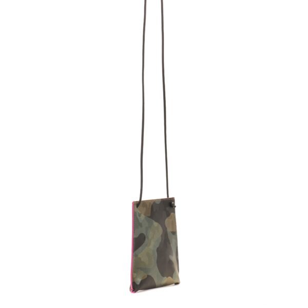 CELL POUCH CAMO W PINK - Image 2